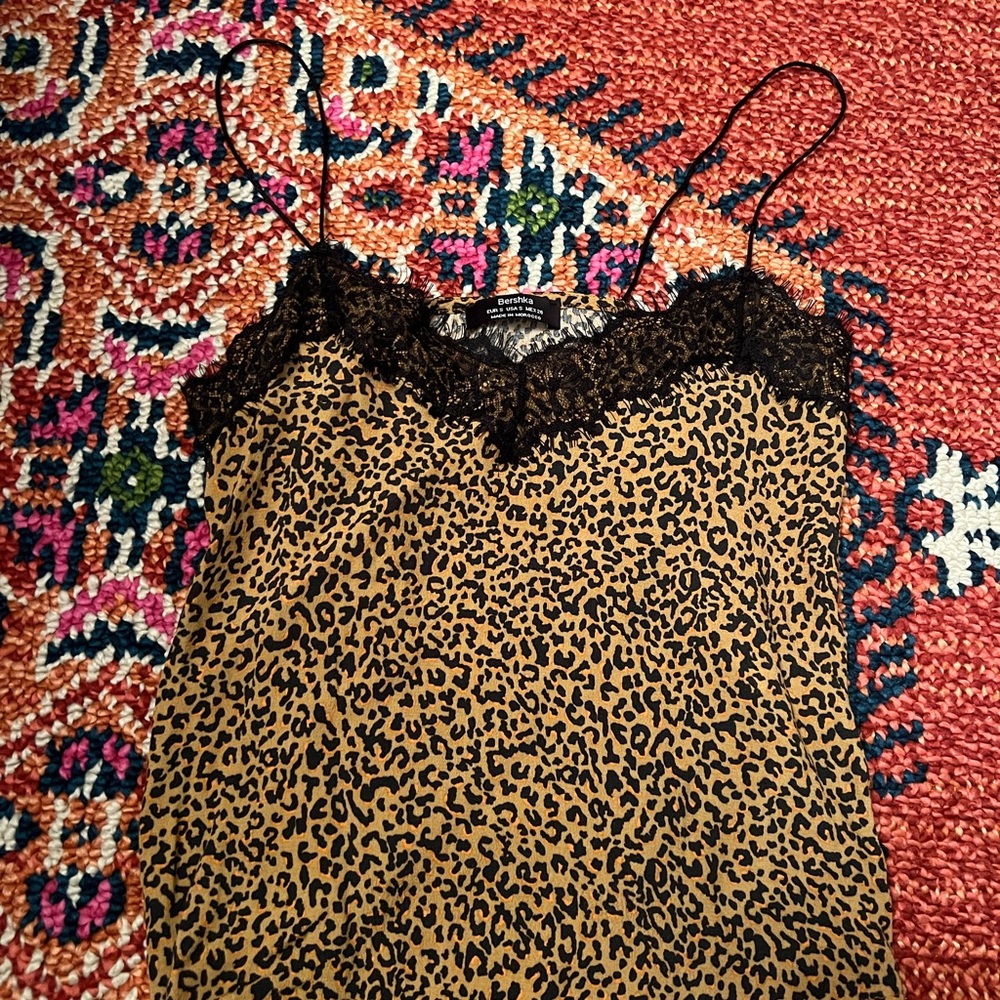 NWOT Bershka animal print crop tank